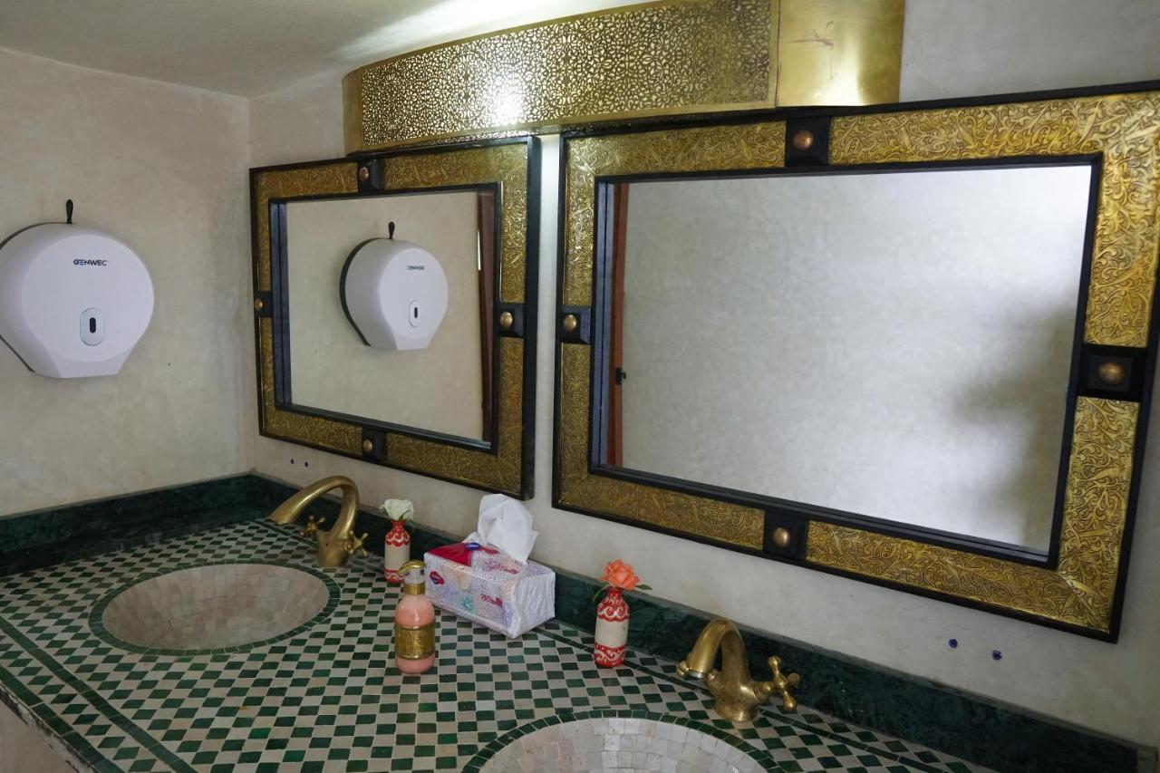 ホテル Winarouze House マラケシュ エクステリア 写真
